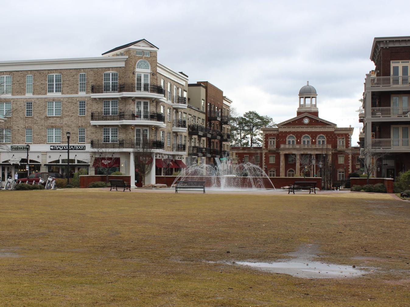 Alpharetta City Center green